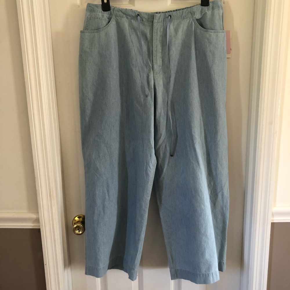 Liz Claiborne "Livvy" wide-leg pants light wash chambray  blue 18W NWT